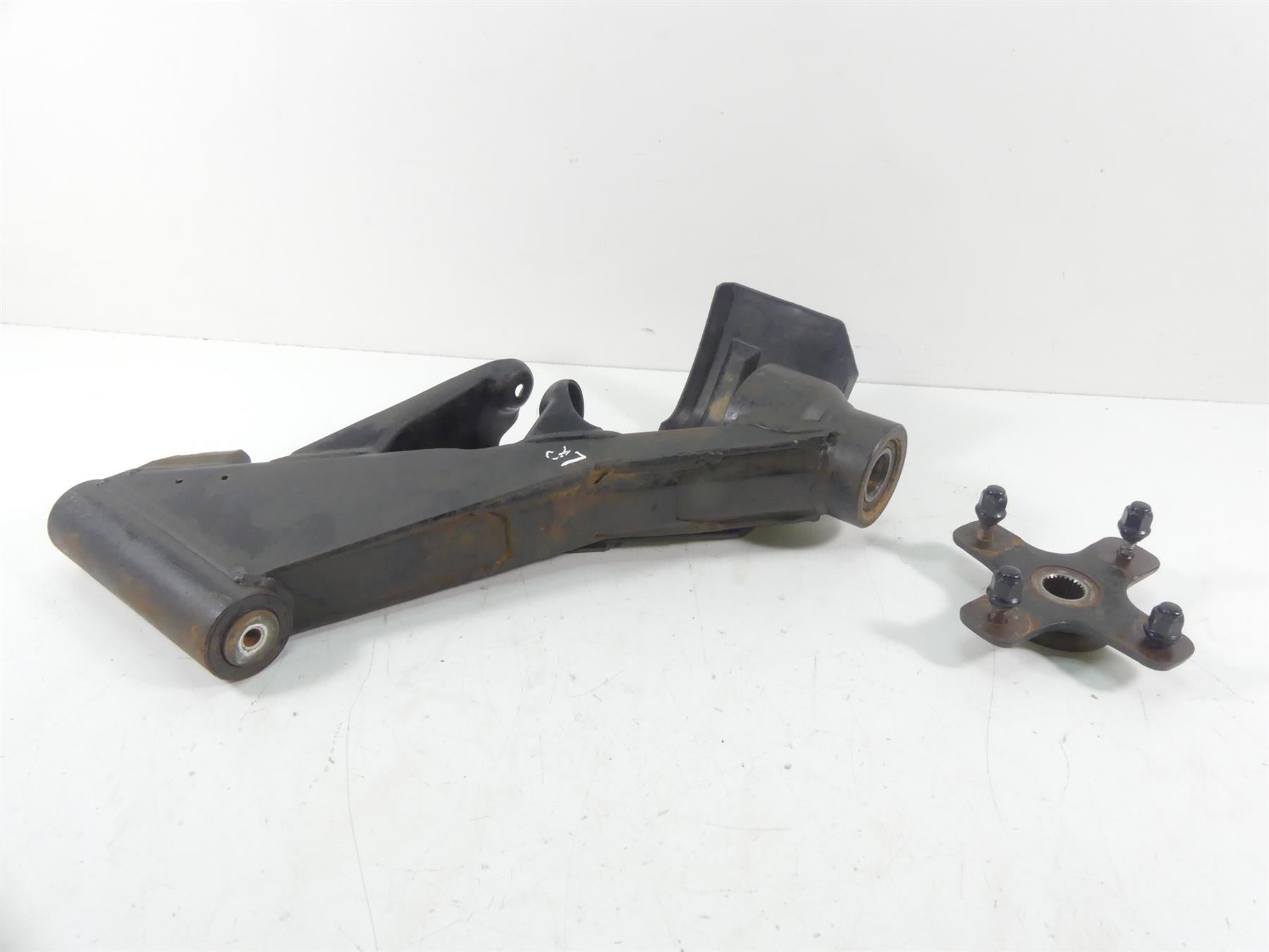2015 Can-Am Commander 1000XT Rear Left Trailing Arm w/o Central Lockng 703500964 | Mototech271