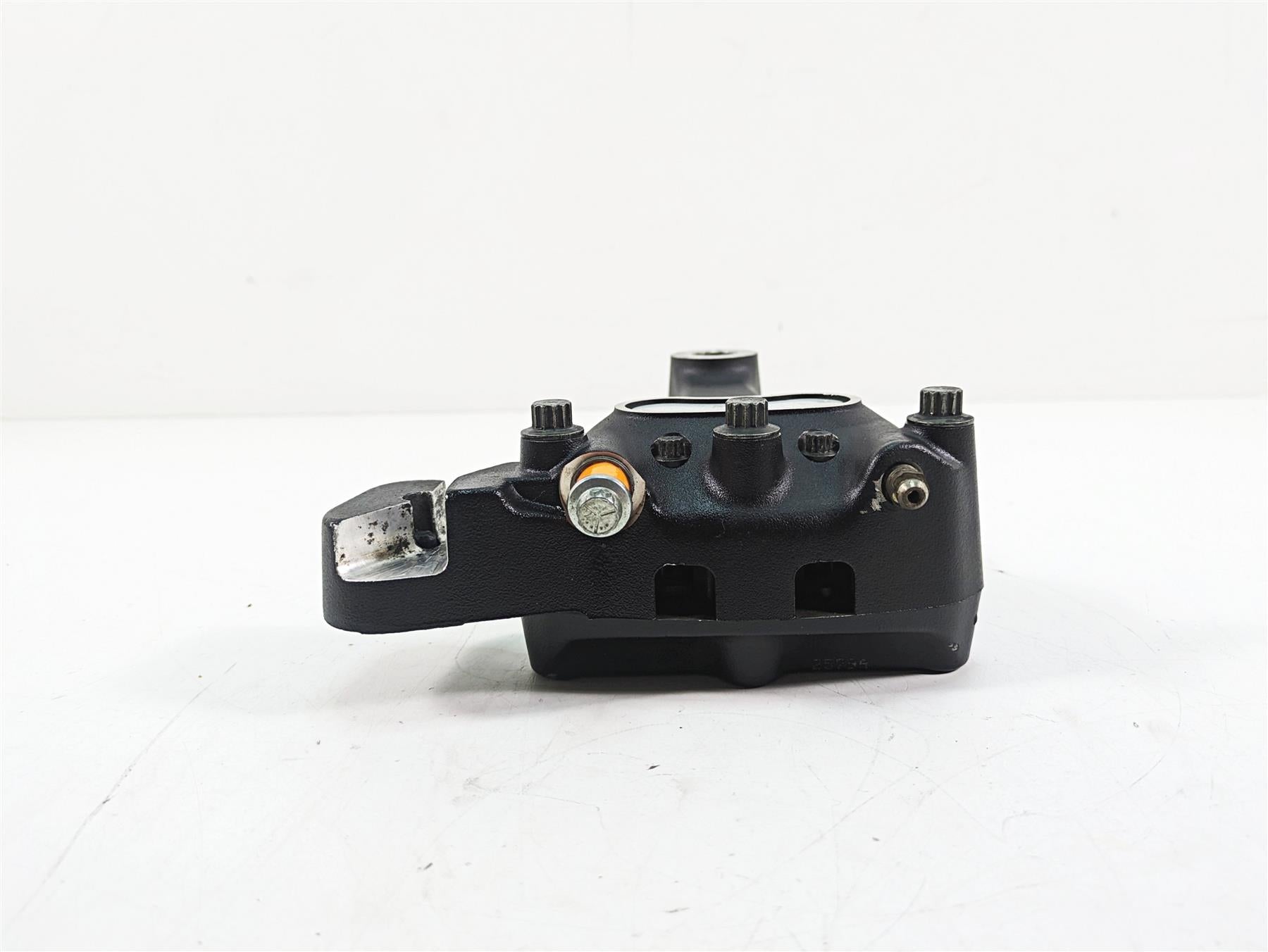 2000 Harley FXSTS Softail Springer Rear Brake Caliper - Read 44016-00 {{ shop.shopifyCountryName }} - Mototech271