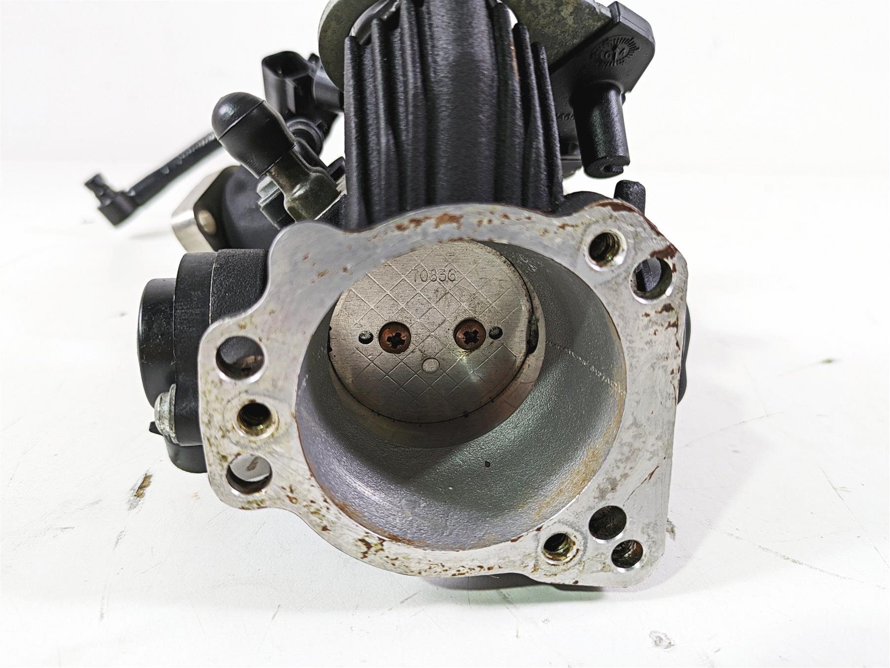 2012 Harley FLD Dyna Switchback Throttle Body Fuel Injection 27708-10A {{ shop.shopifyCountryName }} - Mototech271