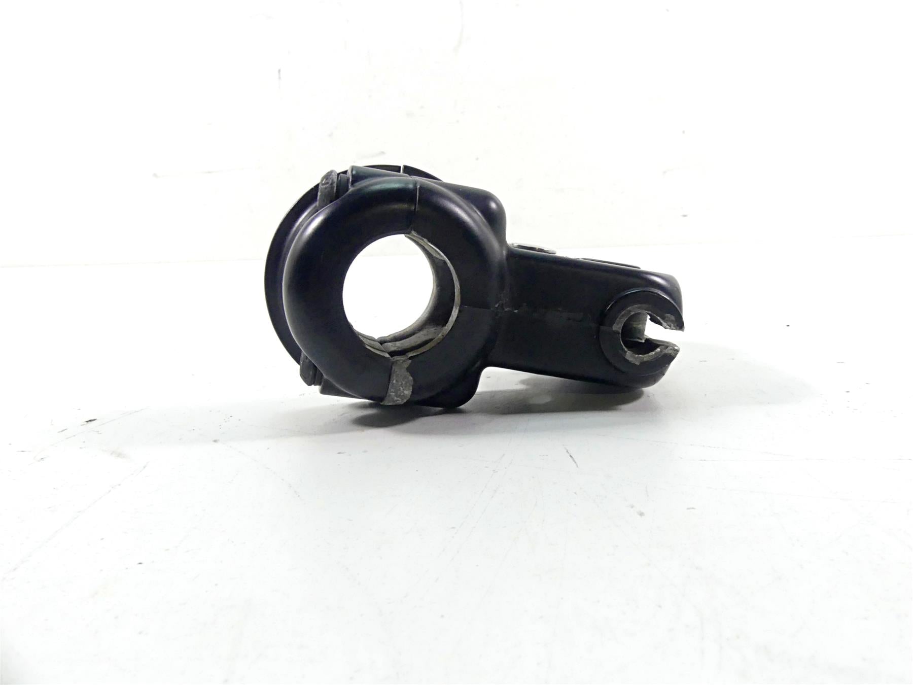 2004 Harley Touring FLHTCUI Electra Glide Clutch Perch & Lever 38608-96 45015-96 {{ shop.shopifyCountryName }} - Mototech271