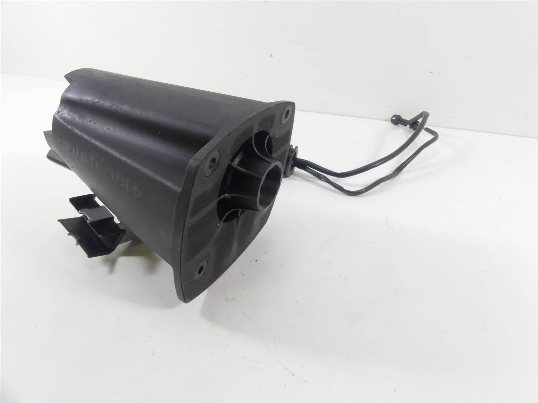2015 Yamaha Waverunner Cruiser VX1100 Steering Neck Housing Cover F2X-6152M-00 {{ shop.shopifyCountryName }} - Mototech271