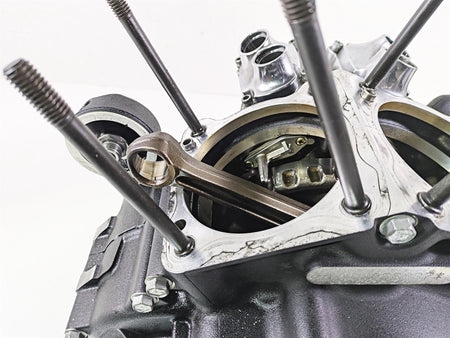 2019 Harley Softail FXDR 114 Milwaukee 8 Crank Case Shaft Cases Set 16200459 {{ shop.shopifyCountryName }} - Mototech271