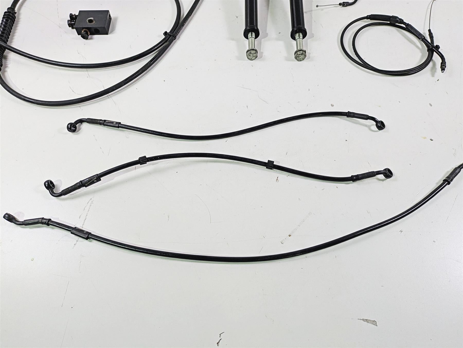 2015 Harley FXDF Dyna Fat Bob Handlebar Handle Bar 14" Tall & Cables {{ shop.shopifyCountryName }} - Mototech271