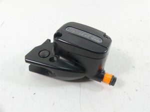 2014 Harley Touring FLHX Street Glide Front Brake Master Cylinder 44551-08