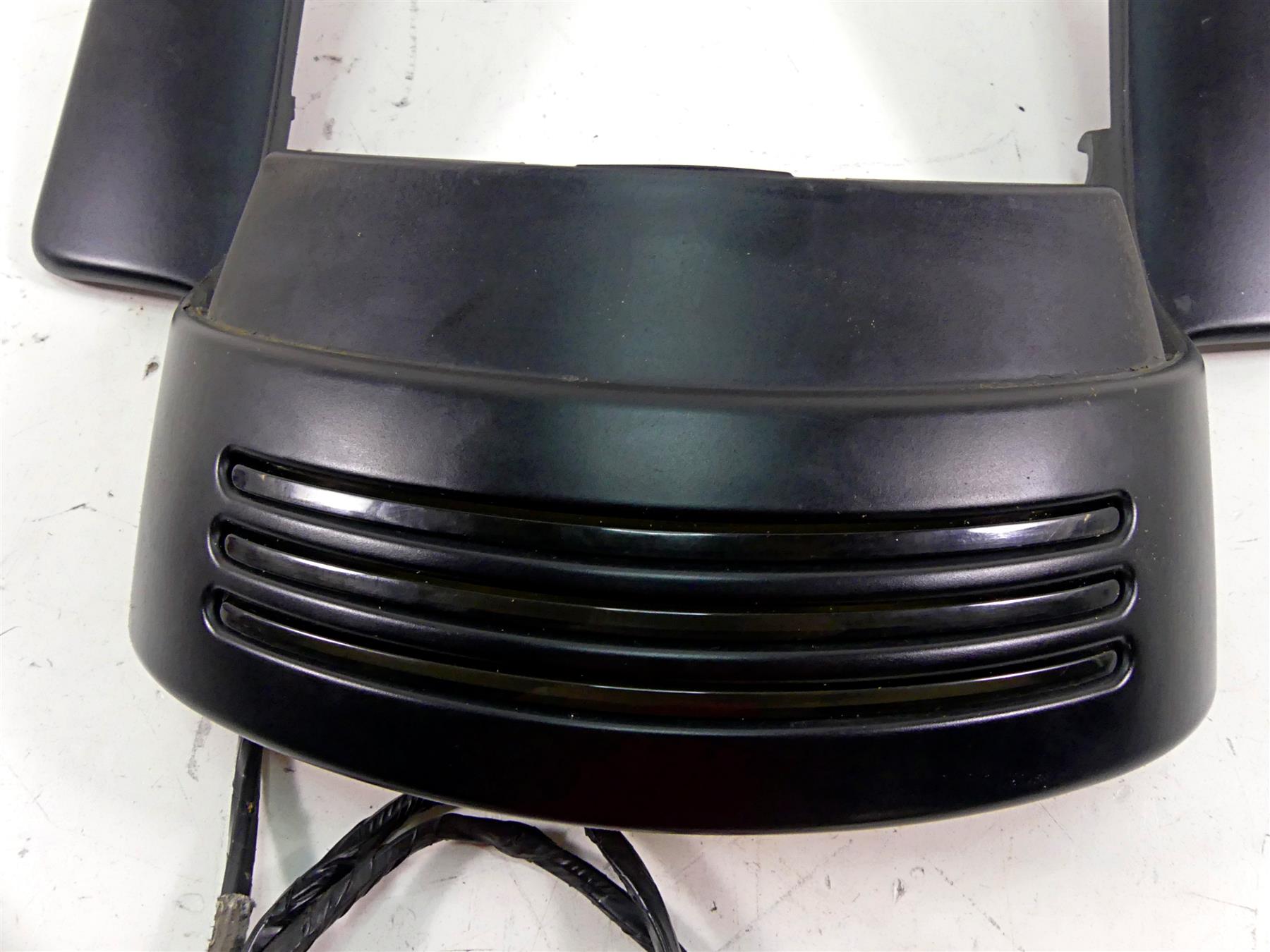 2011 Harley Touring FLTRX Road Glide Rear Fender Fascia Tail Cover Read 59739-09 {{ shop.shopifyCountryName }} - Mototech271