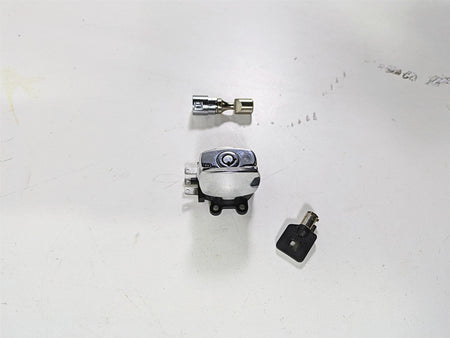 2008 Harley FLSTC Softail Heritage Ignition Switch Key Lock Set 71450-04 {{ shop.shopifyCountryName }} - Mototech271