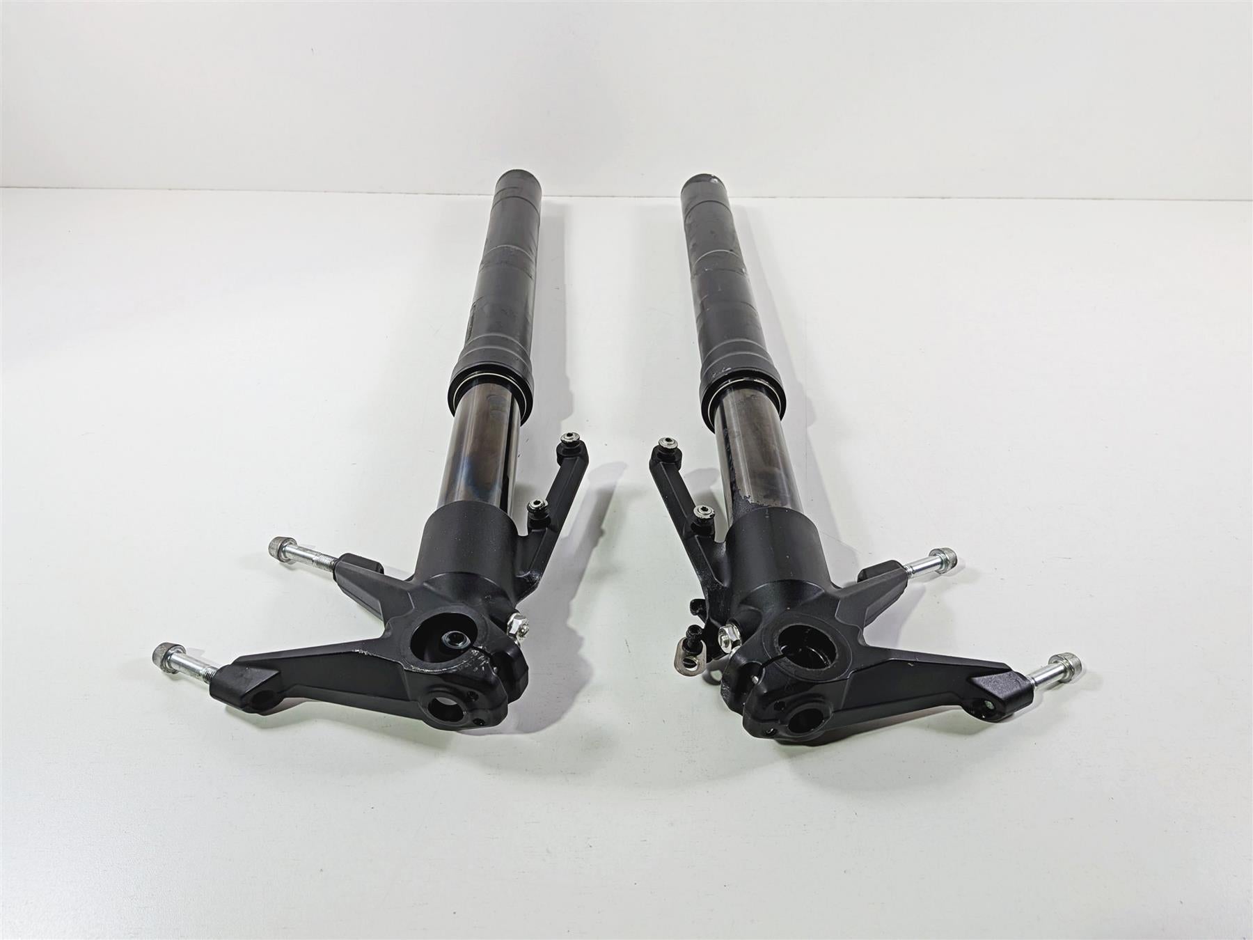 2015 Ducati Diavel Dark Front Fork Legs -Straight No Leaks 34420392A 34520393A-Mototech271