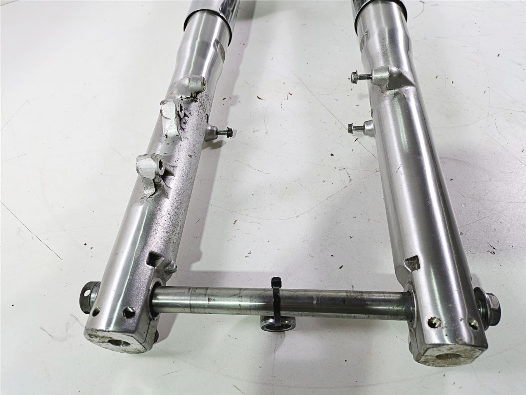 2001 Honda VT1100 Shadow Sabre Straight Front Fork Triple Tree Set 51400-MCK-A01 {{ shop.shopifyCountryName }} - Mototech271