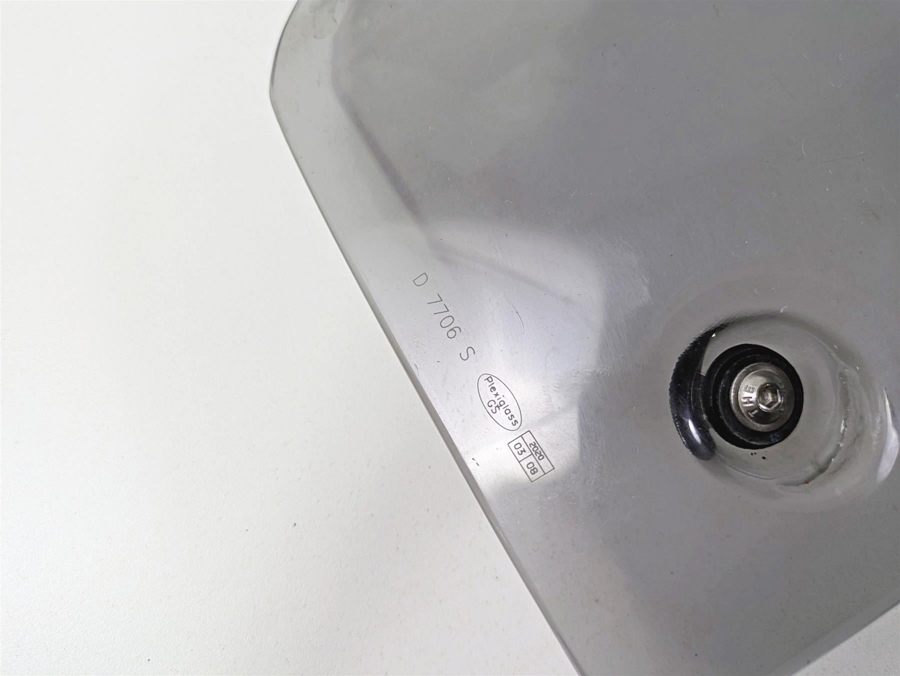 2020 KTM 1290 Super Adventure R Windshield Screen Givi Light Smoke 380mm D7706S {{ shop.shopifyCountryName }} - Mototech271