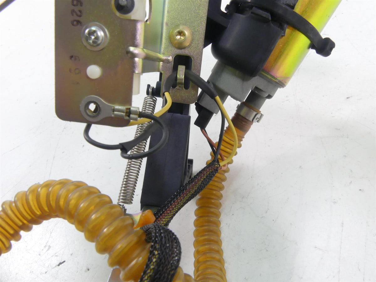 2005 Harley Touring CVO FLHTC SE Electra Glide Fuel Gas Petrol Pump 75126-02 {{ shop.shopifyCountryName }} - Mototech271