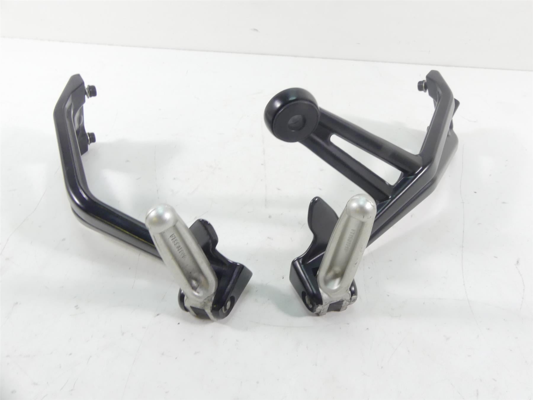 2013 Ducati Streetfighter 848 Rear Passenger Footpeg Foot Peg Set 82411561A {{ shop.shopifyCountryName }} - Mototech271