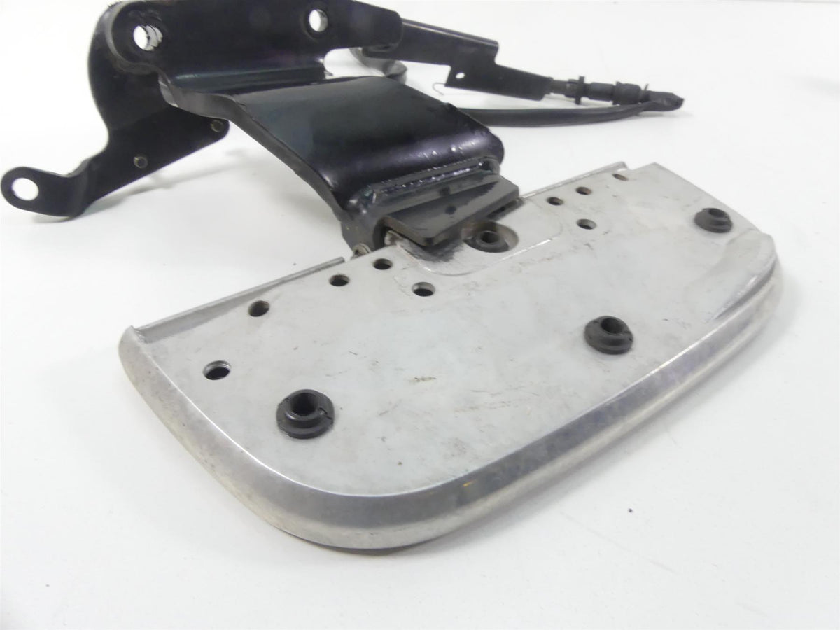 2007 Honda VTX1800 T1 Right Front Floor Board & Brake Pedal Set 50615-MCV-000 {{ shop.shopifyCountryName }} - Mototech271