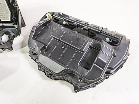2008 Honda CBR1000RR SC59 Air Box Filter & Upper Injectors -Read 17220-MFL-000 {{ shop.shopifyCountryName }} - Mototech271