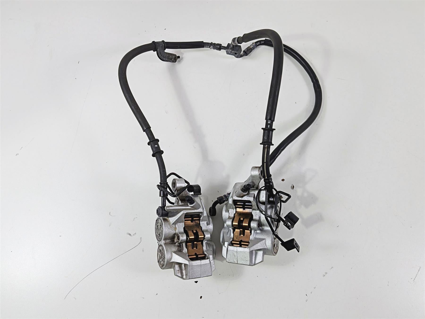 2008 Yamaha XV1900 Roadliner S Front Brake Caliper Set 1D7-2580T-00-00 {{ shop.shopifyCountryName }} - Mototech271