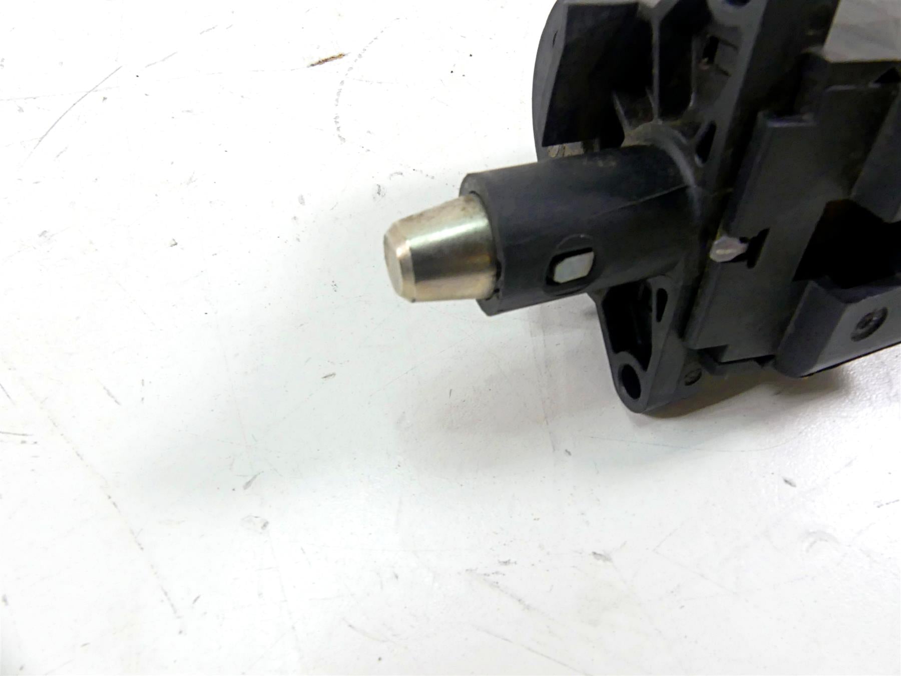 2008 Harley Touring FLHX Street Glide Ignition Switch Lock No Key - VIN 71572-06 {{ shop.shopifyCountryName }} - Mototech271