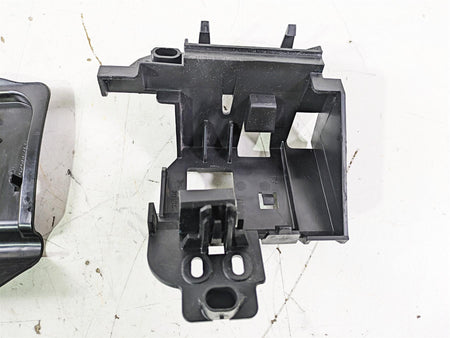 2016 Harley FLSTC Softail Heritage Electric Holder Plastic Set 70354-11 {{ shop.shopifyCountryName }} - Mototech271