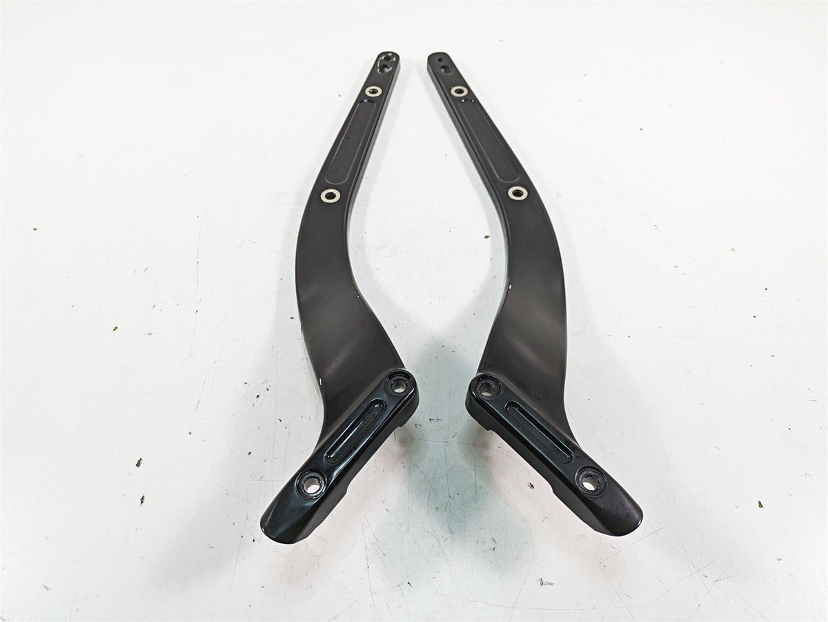 2020 Harley Softail FXBB Street Bob Rear Fender Braces Struts 59500422 59500423 {{ shop.shopifyCountryName }} - Mototech271