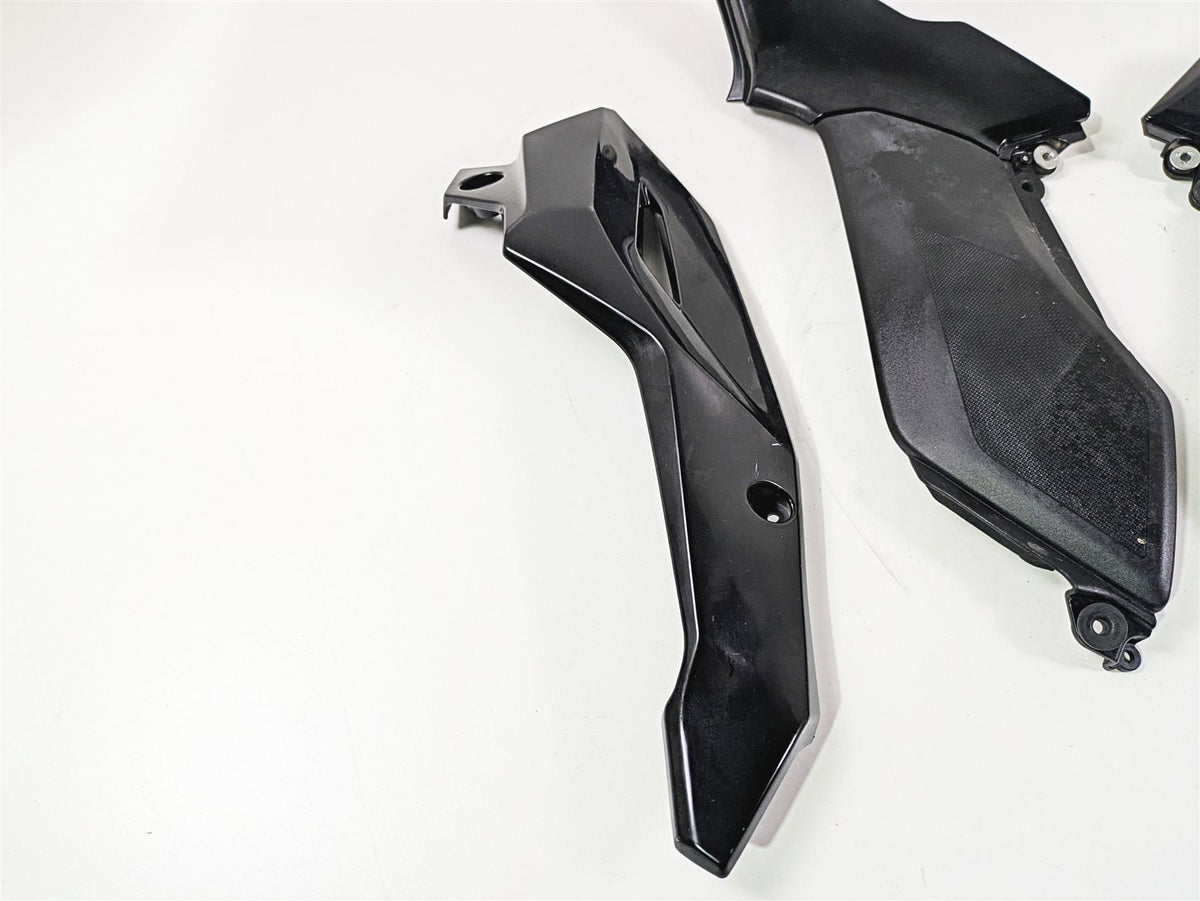 2020 Kawasaki Z900 ZR900 Oem & Xxun Moto Plastic Infill Set 7058 14093-0667 {{ shop.shopifyCountryName }} - Mototech271