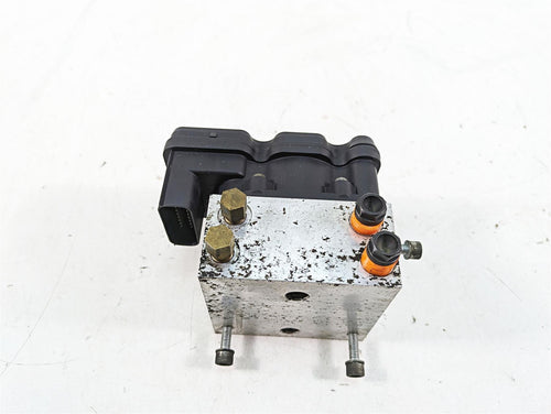 2010 Harley Touring FLHTCU Electra Glide Abs Brake Pump Module 40601-08A | Mototech271