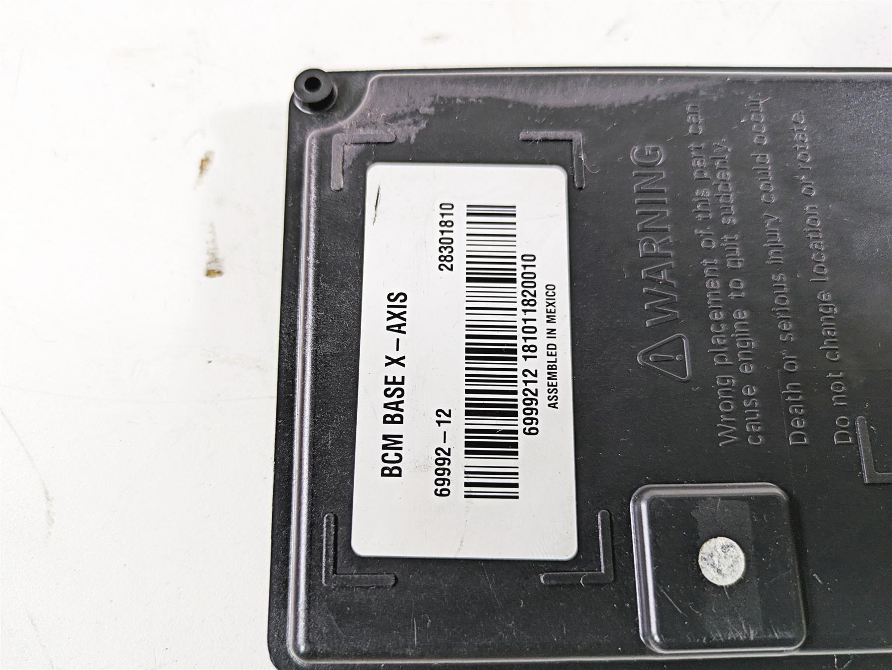 2012 Harley FLD Dyna Switchback Bcm Body Control Module X-Axis 69992-12 {{ shop.shopifyCountryName }} - Mototech271