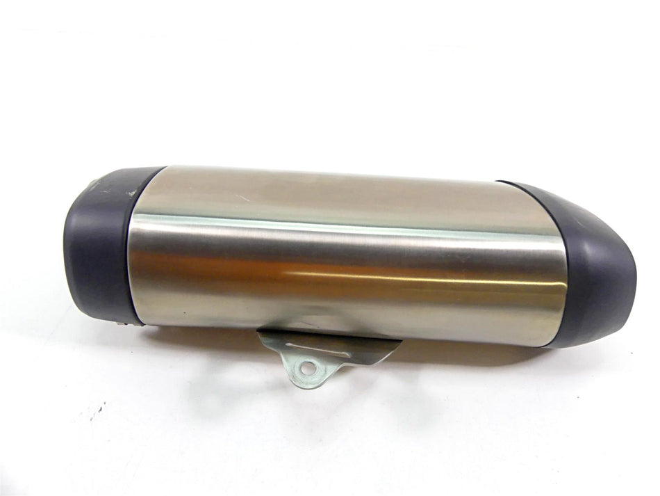 2022 Triumph Speed Triple 1200 RS Exhaust Muffler Pipe Silencer T2208499 {{ shop.shopifyCountryName }} - Mototech271