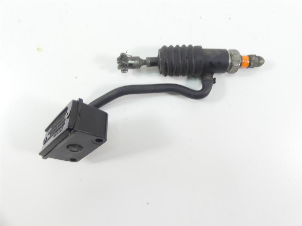 1995 Harley Touring FLHTCU Electra Glide Rear Brake Master Cylinder 41755-95A {{ shop.shopifyCountryName }} - Mototech271