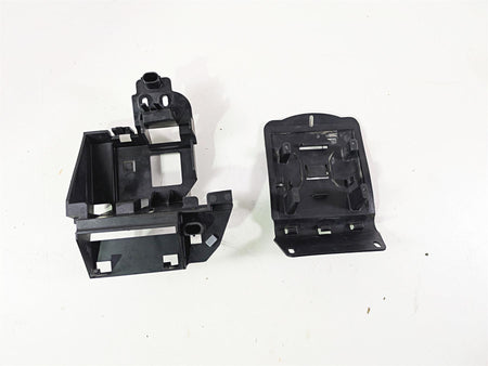 2014 Harley FLS Softail Slim Electric Holder Plastic Stay Carrier Set 70354-11 {{ shop.shopifyCountryName }} - Mototech271