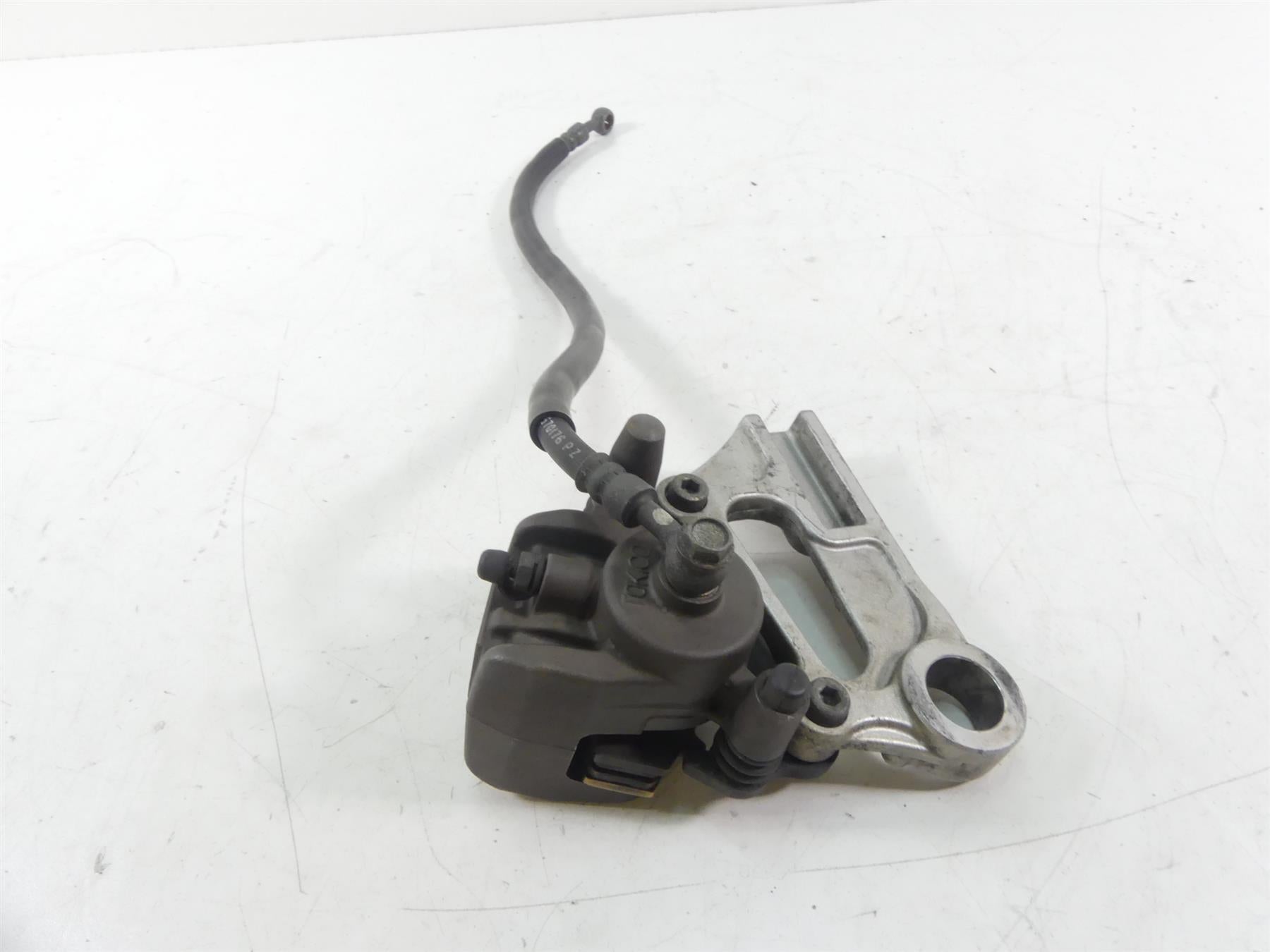 2001 Kawasaki ZX600J2 ZX6R Ninja Tokico Rear Brake Caliper 43041-1662 {{ shop.shopifyCountryName }} - Mototech271