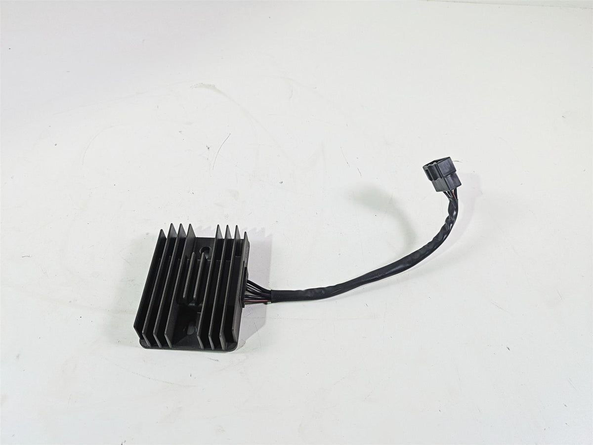 2013 Triumph Bonneville Rectifier Voltage Regulator SH811CB T1300888 {{ shop.shopifyCountryName }} - Mototech271