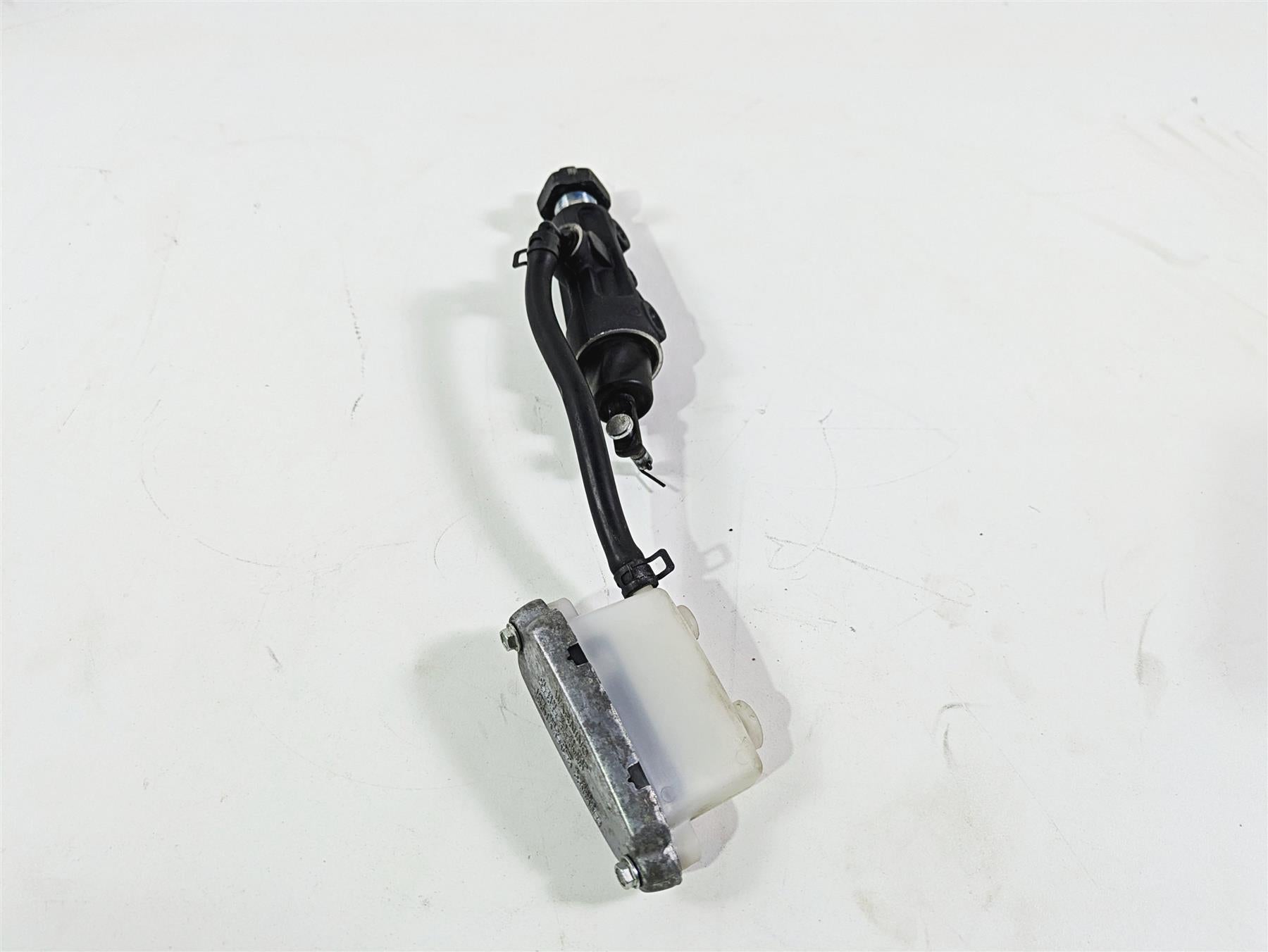 2016 Harley VRSCDX Night Rod Rear Brake Master Cylinder 44740-06A {{ shop.shopifyCountryName }} - Mototech271