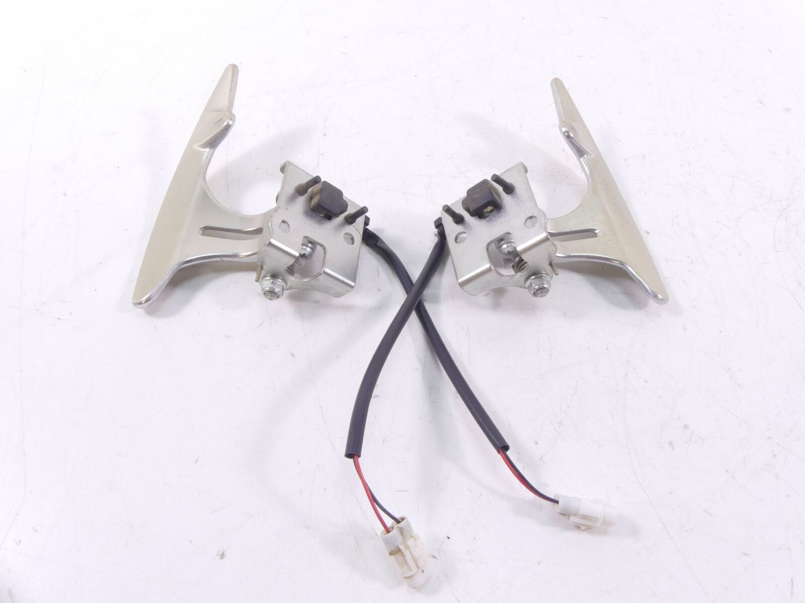 2017 Yamaha YXZ1000R EPS SS Left Right Shifter Shift Paddle Set B57-2380A-00-00 {{ shop.shopifyCountryName }} - Mototech271