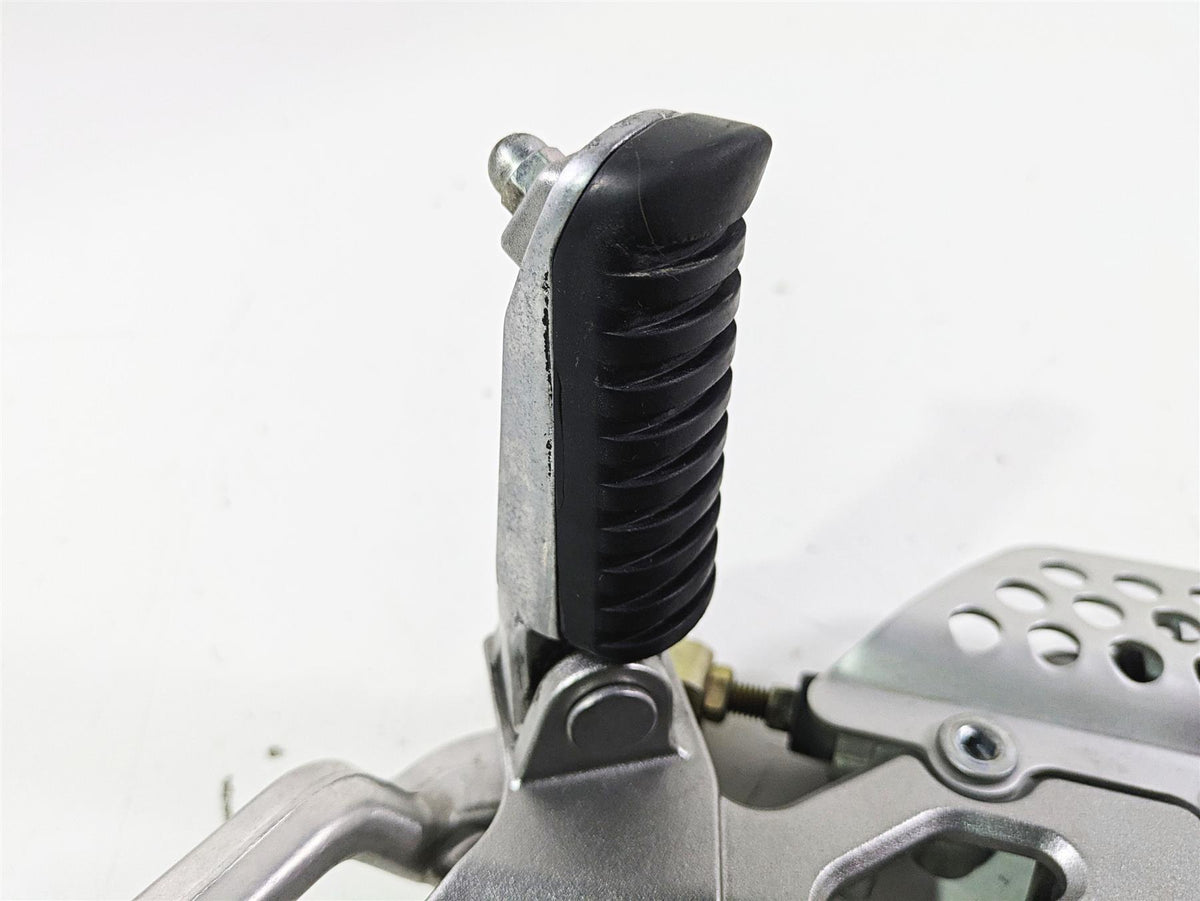 2005 Kawasaki ZX12R Ninja Right Footpeg & Brake Master Cylinder 35063-0069-458 {{ shop.shopifyCountryName }} - Mototech271