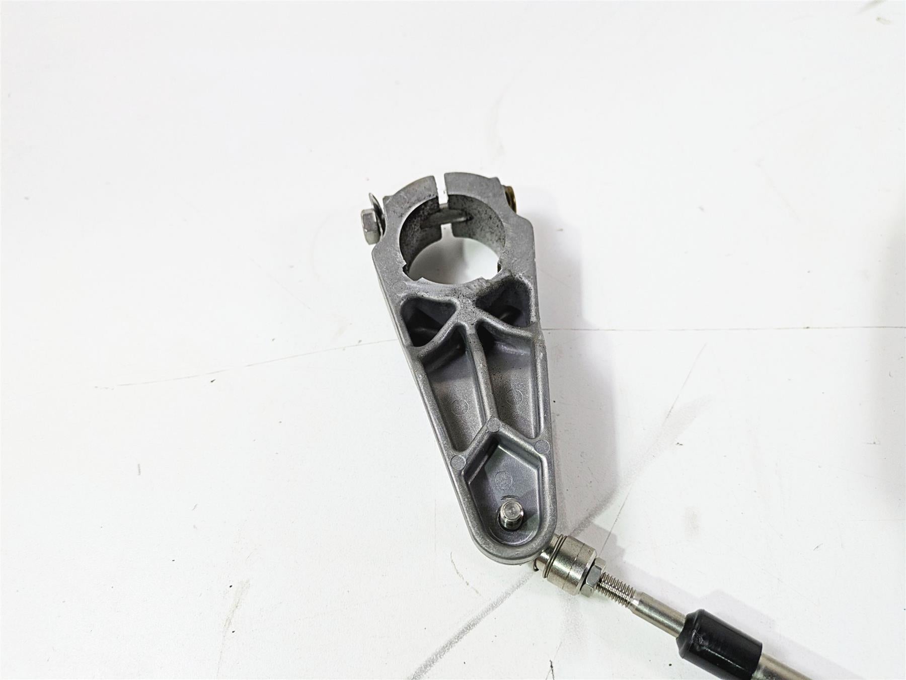 2020 Yamaha Waverunner VX1050 Deluxe Steering Arm & Cable Set F1K-6153R-01-00 {{ shop.shopifyCountryName }} - Mototech271