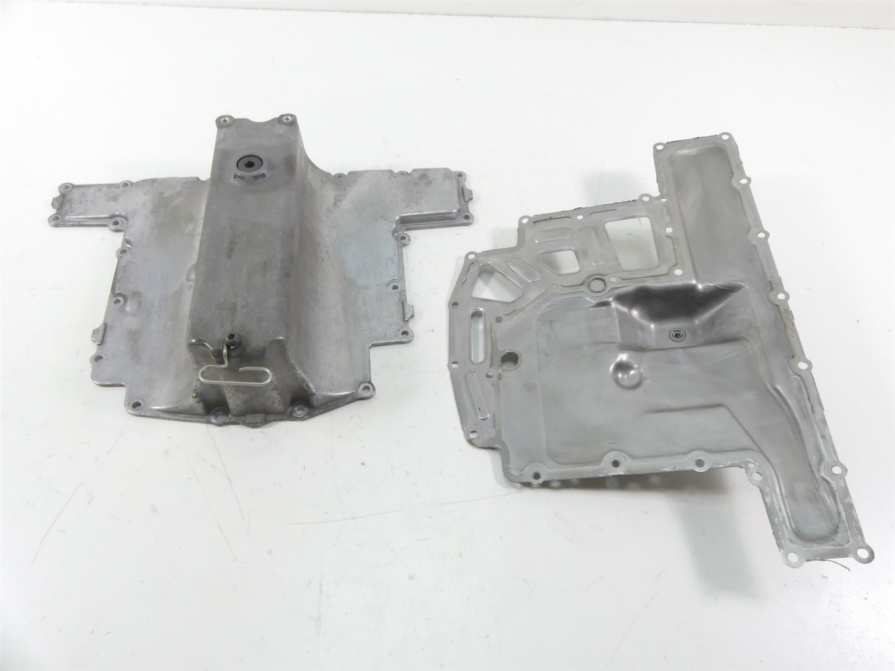 2015 BMW K1600GT K48 Lower Engine Oil Pan Splash Plate Set 11137716424 {{ shop.shopifyCountryName }} - Mototech271