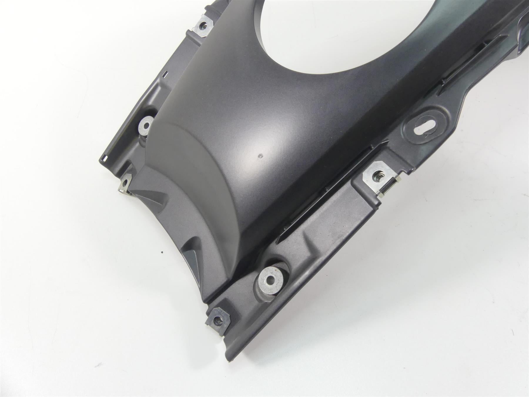 2014 BMW K1600 GTL K48 Fuel Gas Petrol Tank Center Fairing Cover 46638546296 {{ shop.shopifyCountryName }} - Mototech271