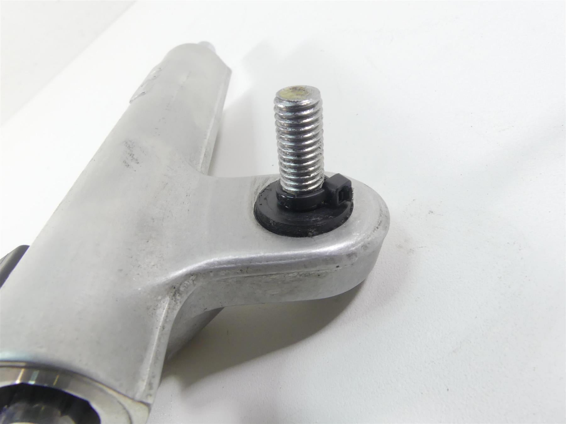 2022 Suzuki GSXR750 Kyb Steering Damper Stabilizer Assistant 51750-21H10 19G025 {{ shop.shopifyCountryName }} - Mototech271