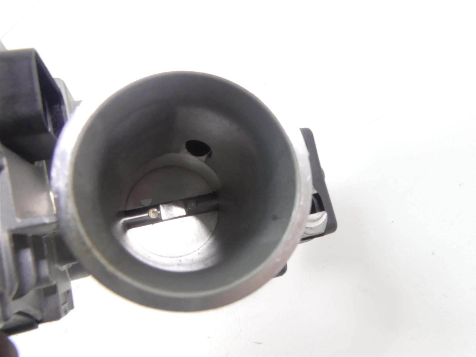 2016 Moto Guzzi V7 II Special 750 Throttle Body Fuel Injection CM228306 {{ shop.shopifyCountryName }} - Mototech271