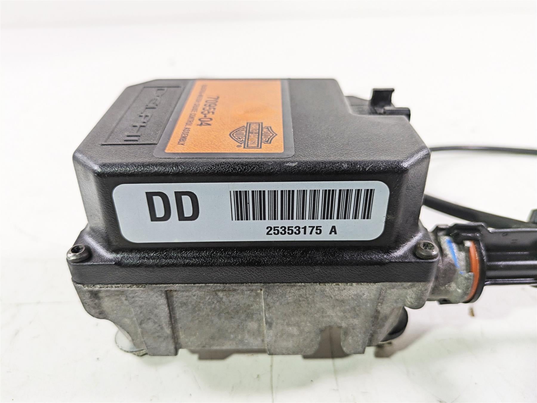 2007 Harley Touring FLHTCU SE CVO E-Glide Cruise Control Module 70955-04 {{ shop.shopifyCountryName }} - Mototech271