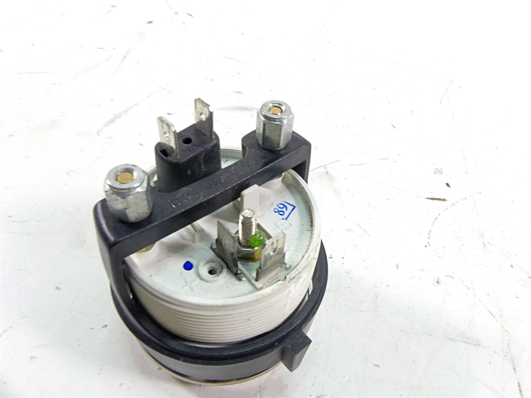 2006 Harley Touring FLHTCU SE E-Glide Volt Voltage Meter Gauge 74552-04 {{ shop.shopifyCountryName }} - Mototech271
