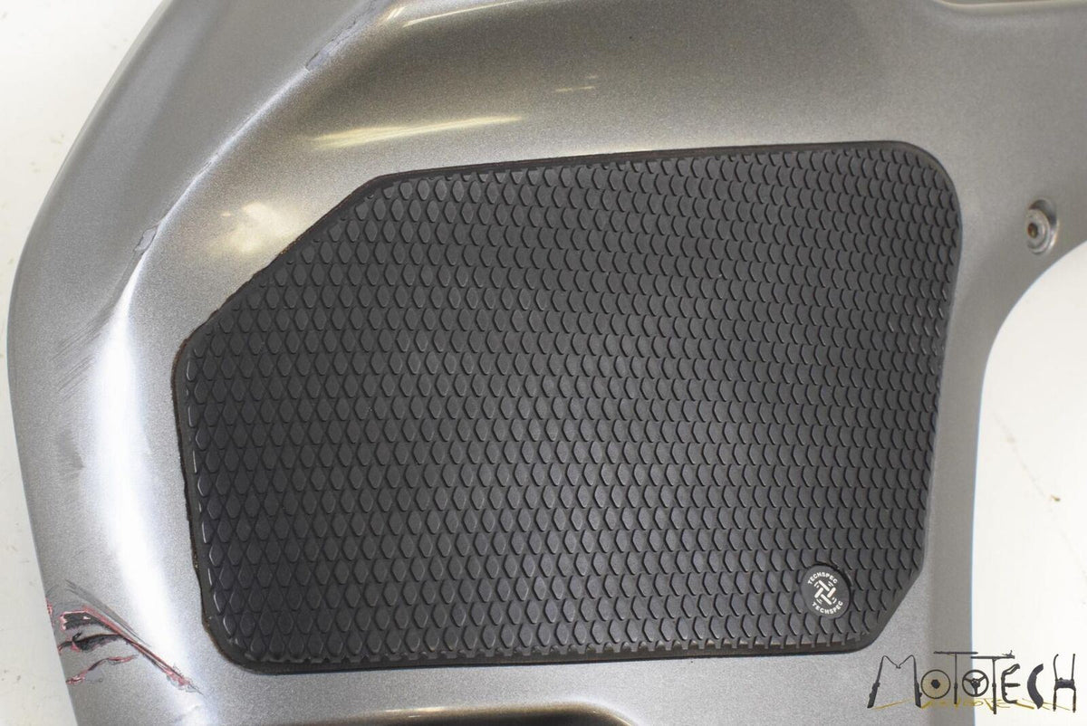 2011 BMW K1300S K1300 S K40 Right Tank Cover Fairing Cowl 46637691730 {{ shop.shopifyCountryName }} - Mototech271
