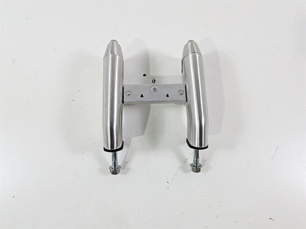 2005 Suzuki VZ800 M50 Boulevard Handlebar Holder Risers 56224-39G00 56225-39G00 {{ shop.shopifyCountryName }} - Mototech271