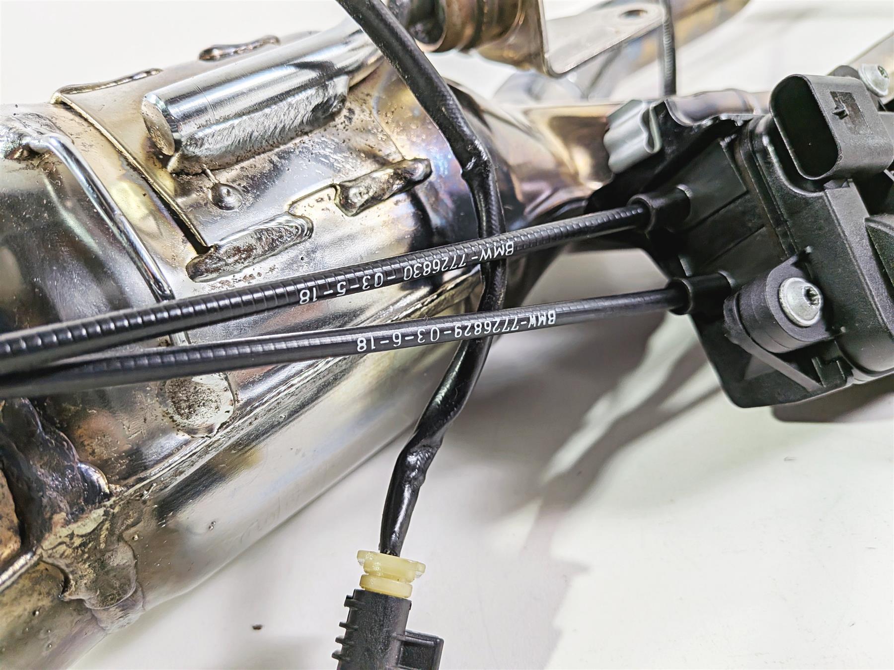 2019 BMW R1250GS K50 Chrome Exhaust Header Servo Motor - Dent 18518559520 {{ shop.shopifyCountryName }} - Mototech271