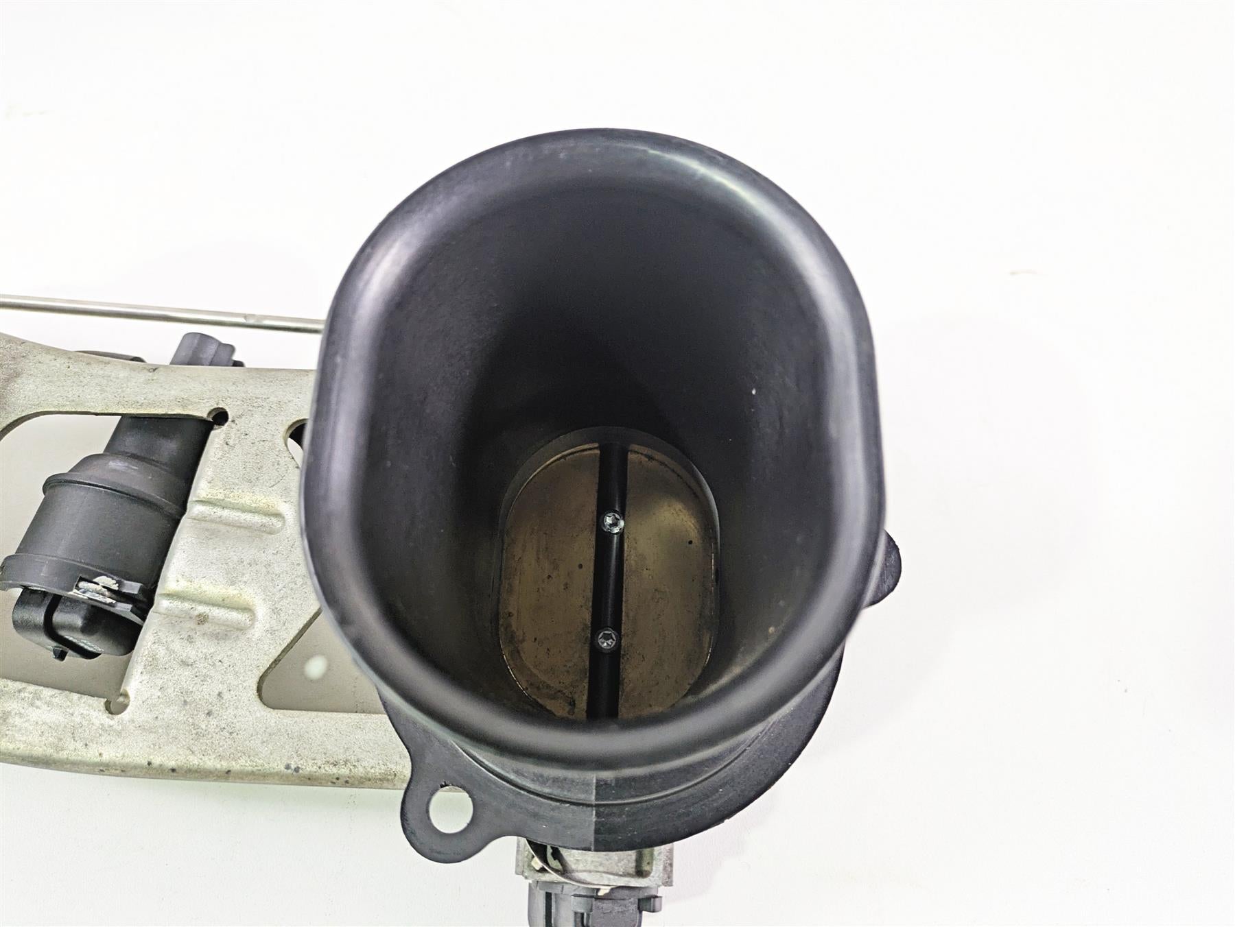 2010 Ducati Streetfighter 1098 S Throttle Body Bodies READ 28240791B {{ shop.shopifyCountryName }} - Mototech271