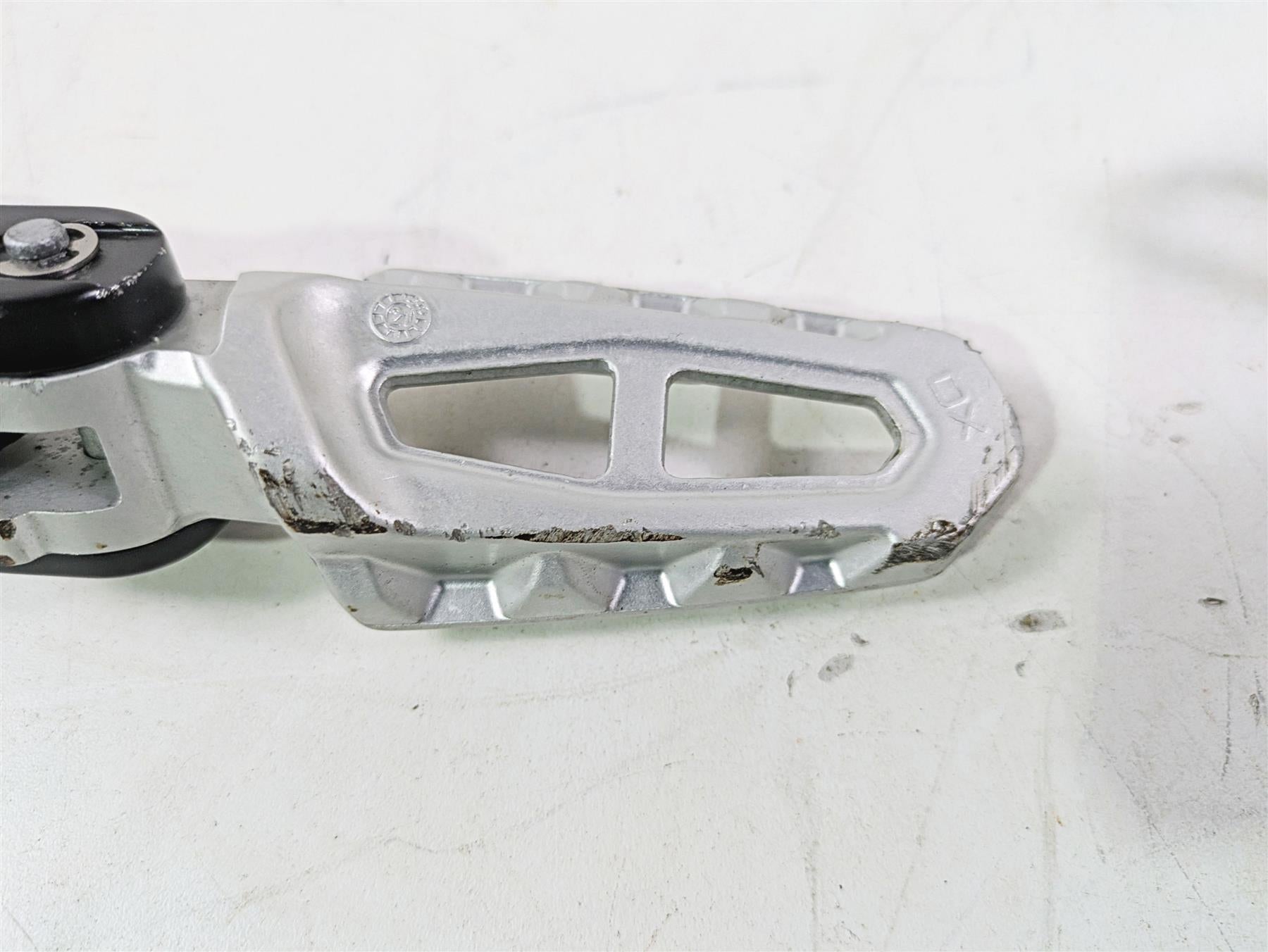 2022 Ducati Scrambler Desert Sled Right Foot Peg & Brake Pedal Set 82433651A {{ shop.shopifyCountryName }} - Mototech271