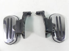 Load image into Gallery viewer, 2020 Indian Roadmaster Nice Rear Passenger Floor Board Set 5139676 5139675
