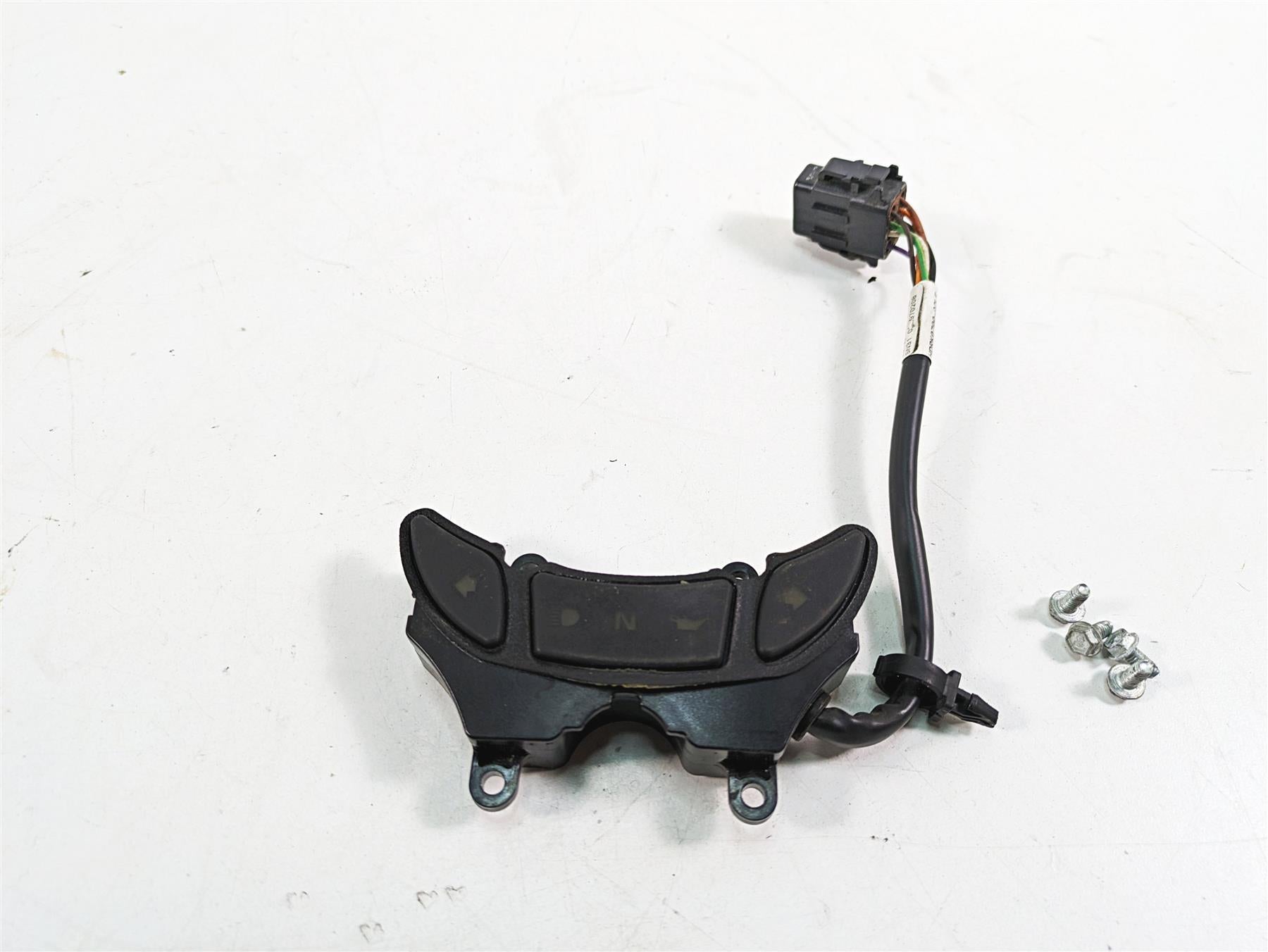 2009 Harley Softail FLSTSB Cross Bones Indicator Instrument Lights 68545-08 {{ shop.shopifyCountryName }} - Mototech271