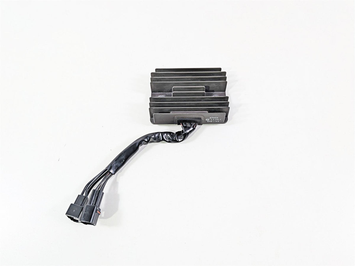 2024 Suzuki GSXR600 Rectifier Voltage Regulator 32800-47H00 SH811AA {{ shop.shopifyCountryName }} - Mototech271