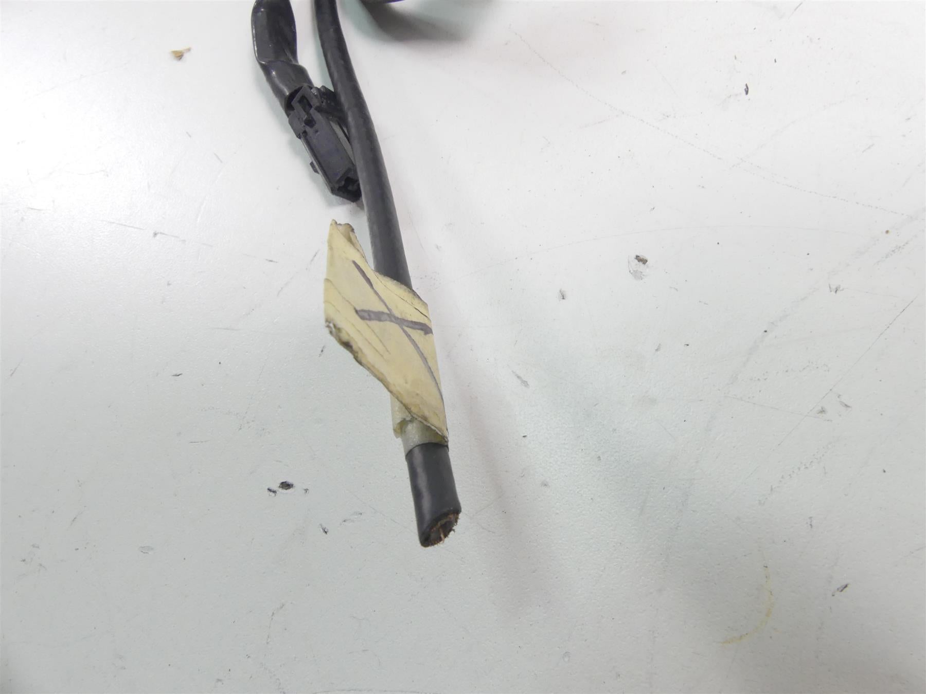 2013 Harley Touring FLHTK Electra Glide Main Wiring Harness Abs - Read 69200304 {{ shop.shopifyCountryName }} - Mototech271