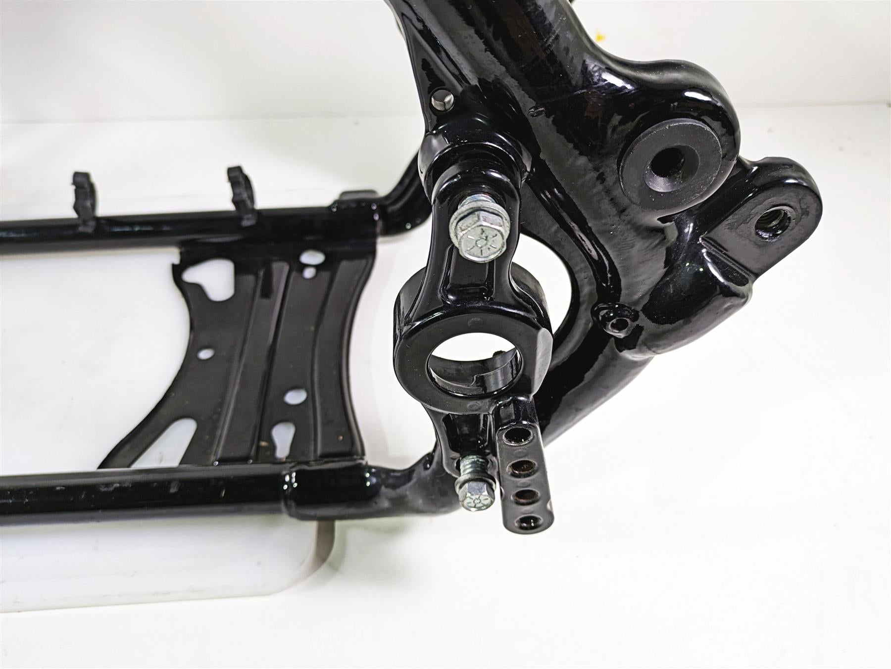 2020 Harley Touring FLHT Electra Glide Straight M8 Frame Chassis With Florida Salvage Title - 47000344 {{ shop.shopifyCountryName }} - Mototech271