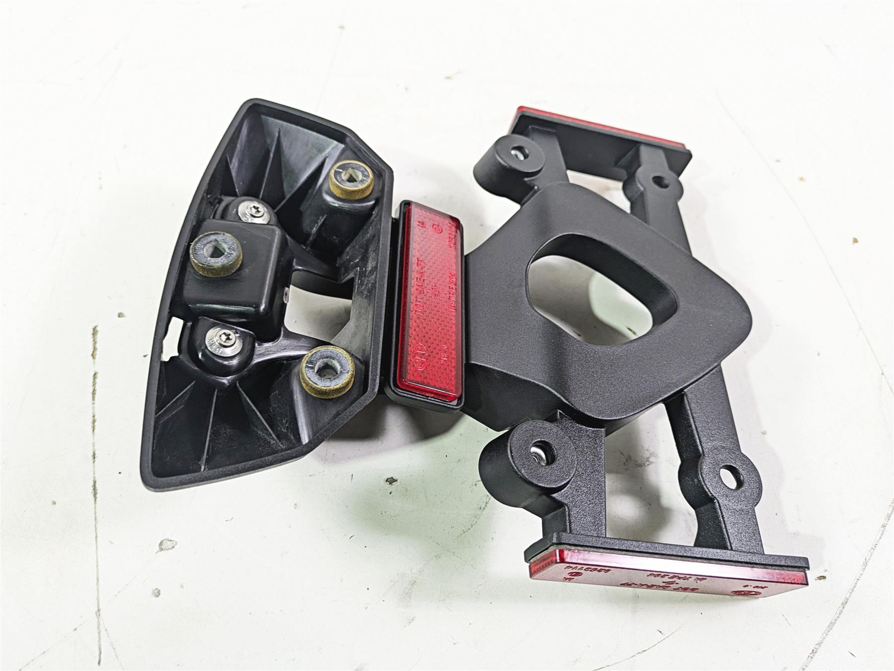 2015 BMW R nineT K21 Rear License Plate Holder Bracket Stay 46628531172 {{ shop.shopifyCountryName }} - Mototech271